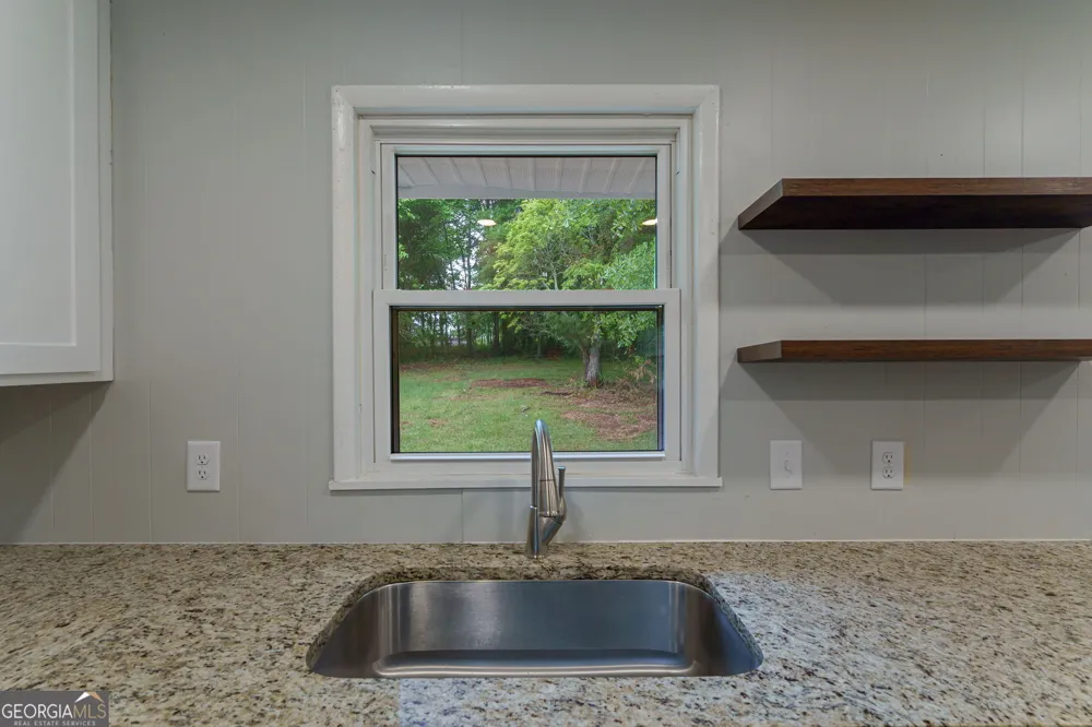 185 Berry DR Athens, GA 30601