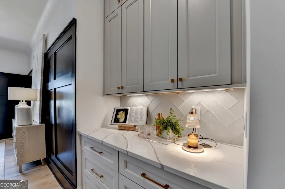 1370 Rumson LN Alpharetta, GA 30004