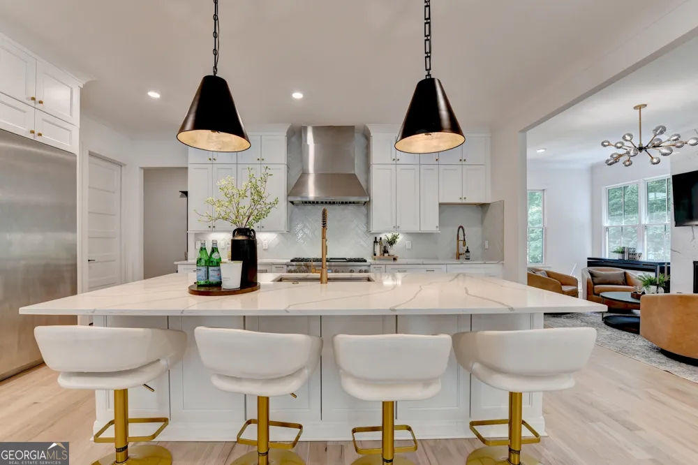 1370 Rumson LN Alpharetta, GA 30004