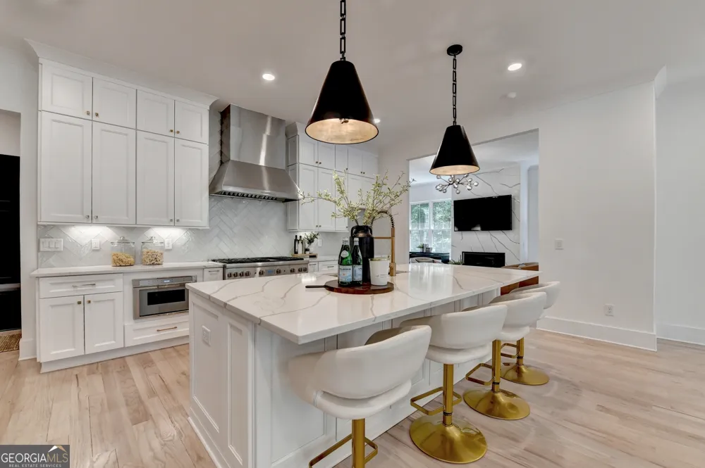 1370 Rumson LN Alpharetta, GA 30004