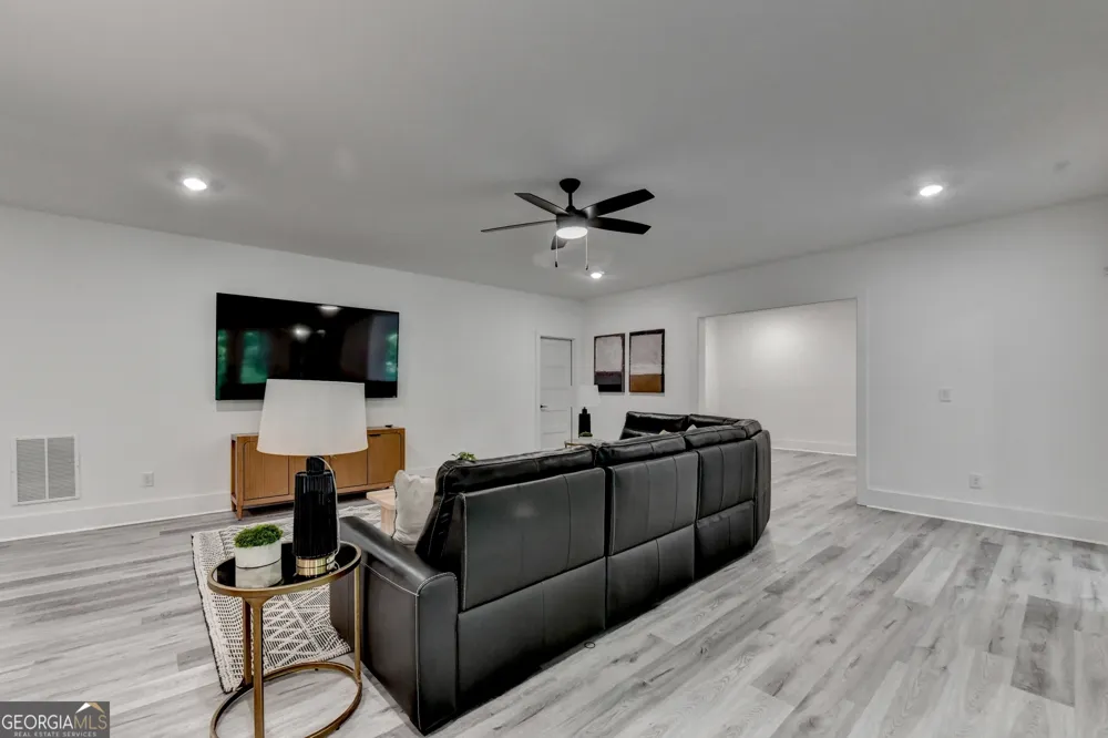 1370 Rumson LN Alpharetta, GA 30004