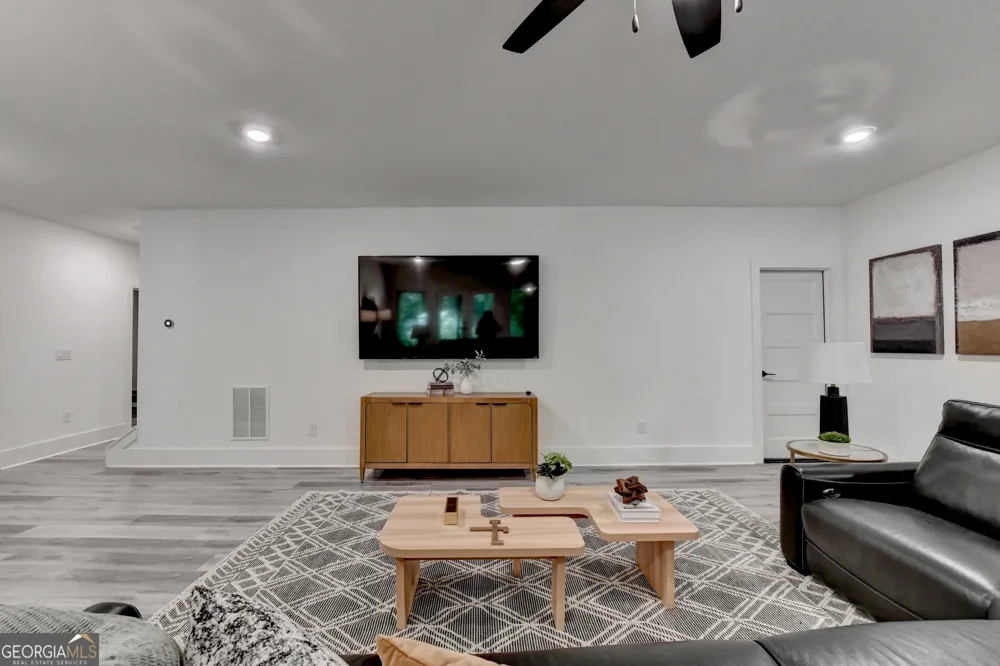 1370 Rumson LN Alpharetta, GA 30004