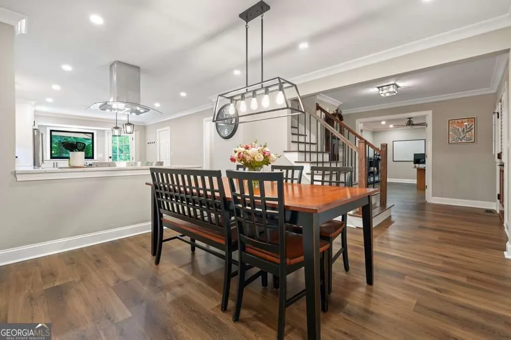 575 Teresa LN Canton, GA 30115