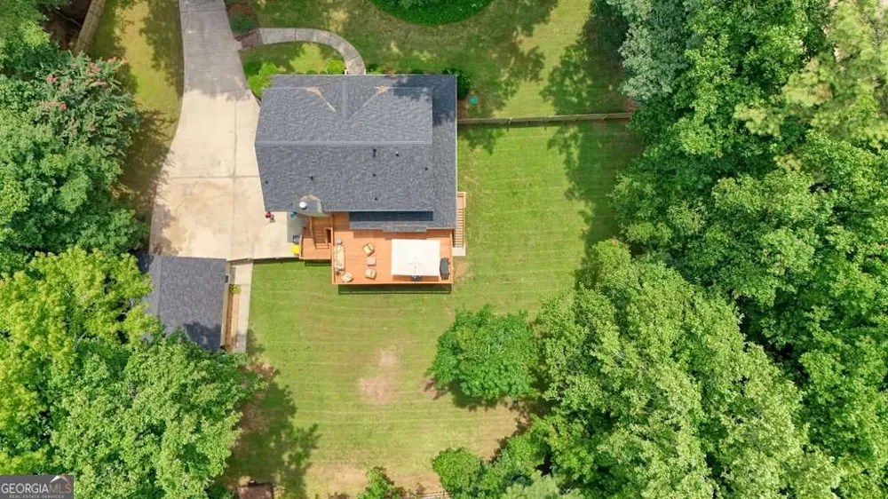 575 Teresa LN Canton, GA 30115
