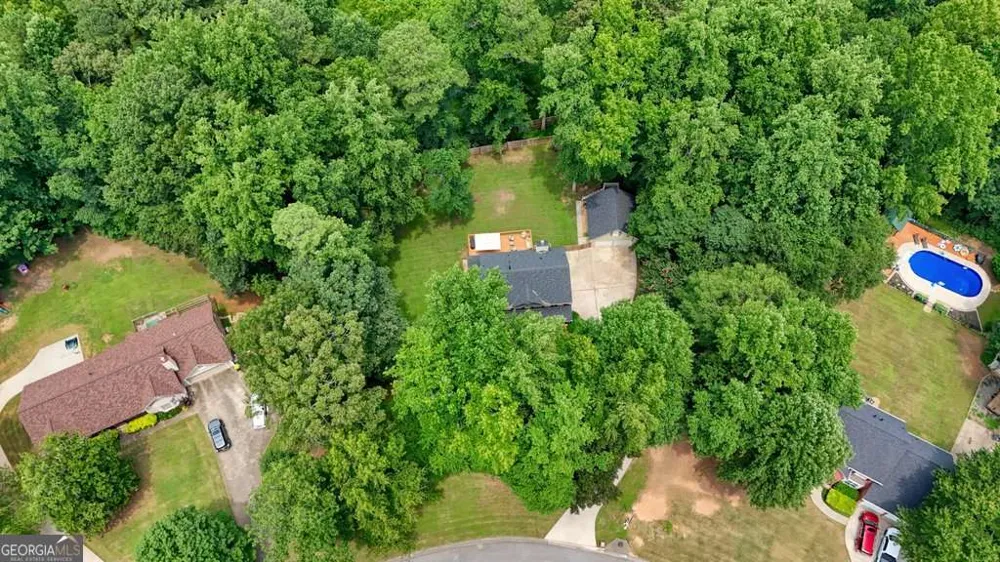 575 Teresa LN Canton, GA 30115