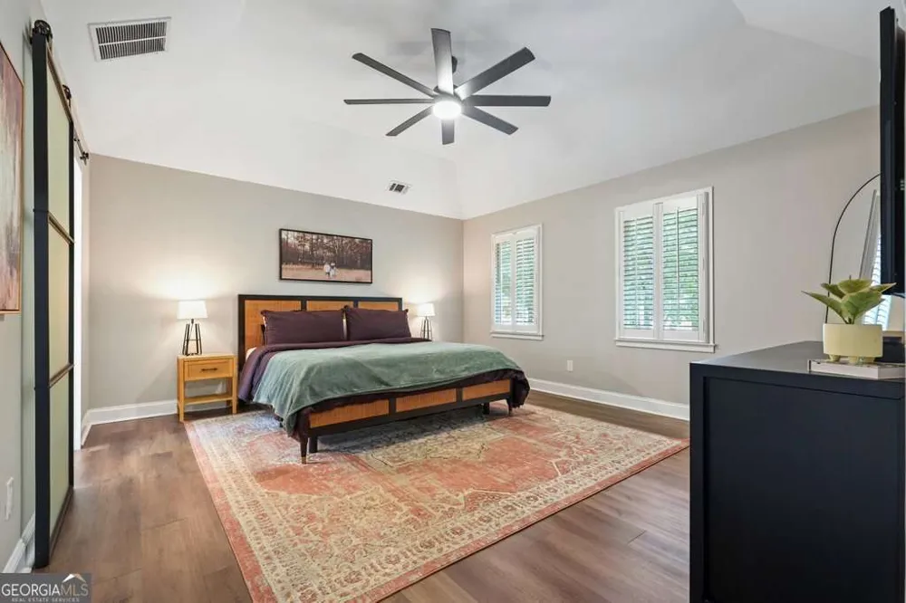 575 Teresa LN Canton, GA 30115