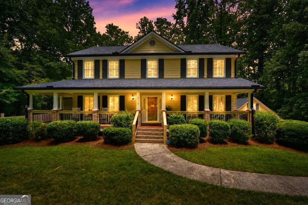 575 Teresa LN Canton, GA 30115