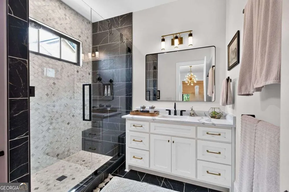 244 Brooke DR Alpharetta, GA 30009