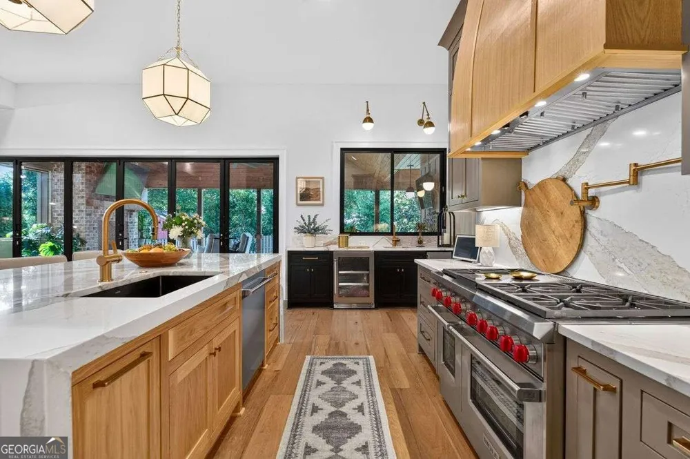 244 Brooke DR Alpharetta, GA 30009