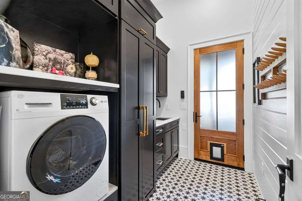 244 Brooke DR Alpharetta, GA 30009