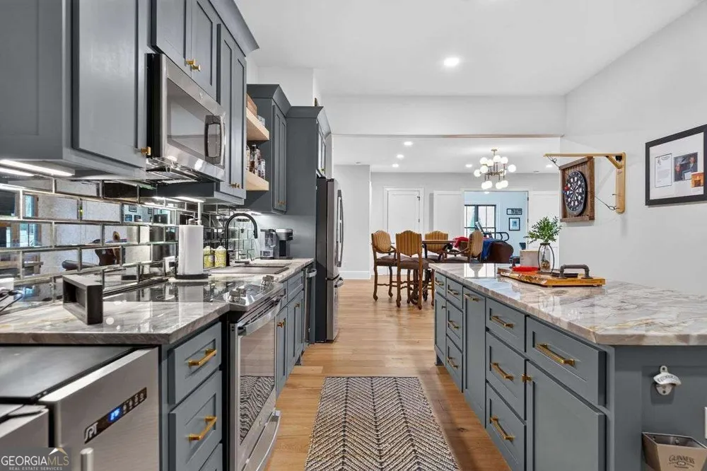 244 Brooke DR Alpharetta, GA 30009