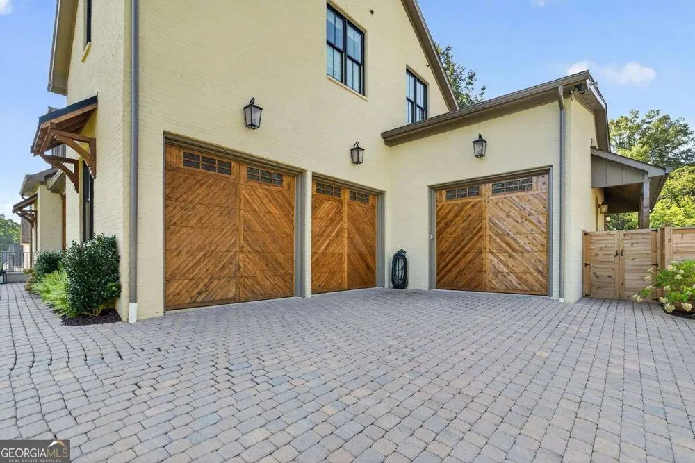 244 Brooke DR Alpharetta, GA 30009