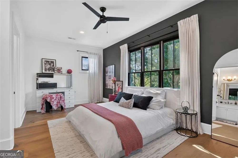 244 Brooke DR Alpharetta, GA 30009