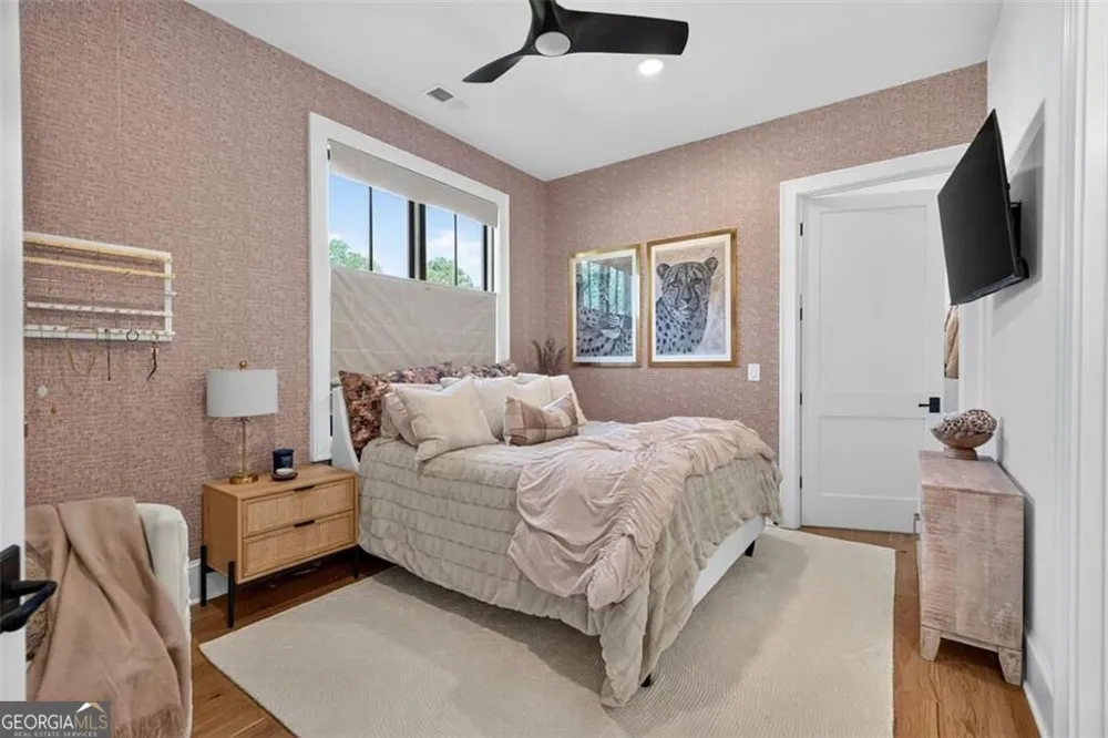 244 Brooke DR Alpharetta, GA 30009