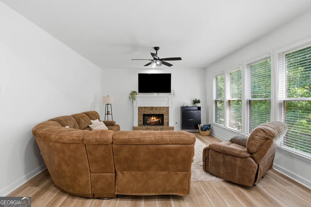 2753 Blue Moon DR Buford, GA 30519