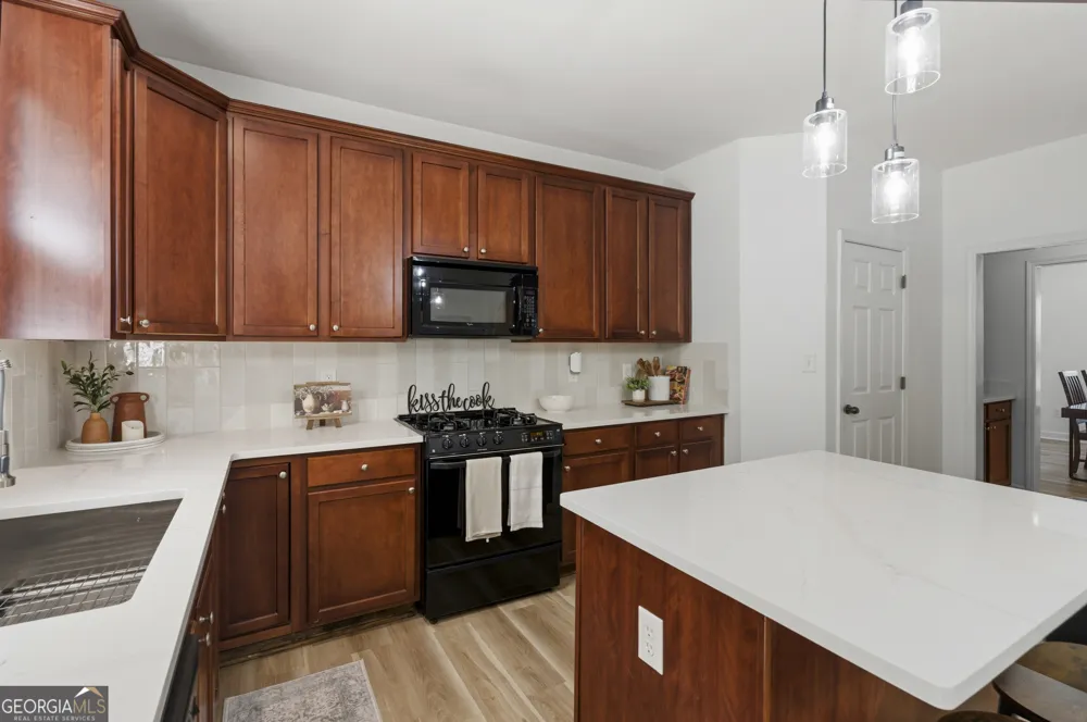 2753 Blue Moon DR Buford, GA 30519
