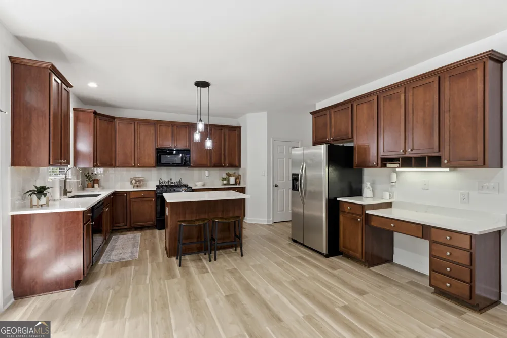 2753 Blue Moon DR Buford, GA 30519