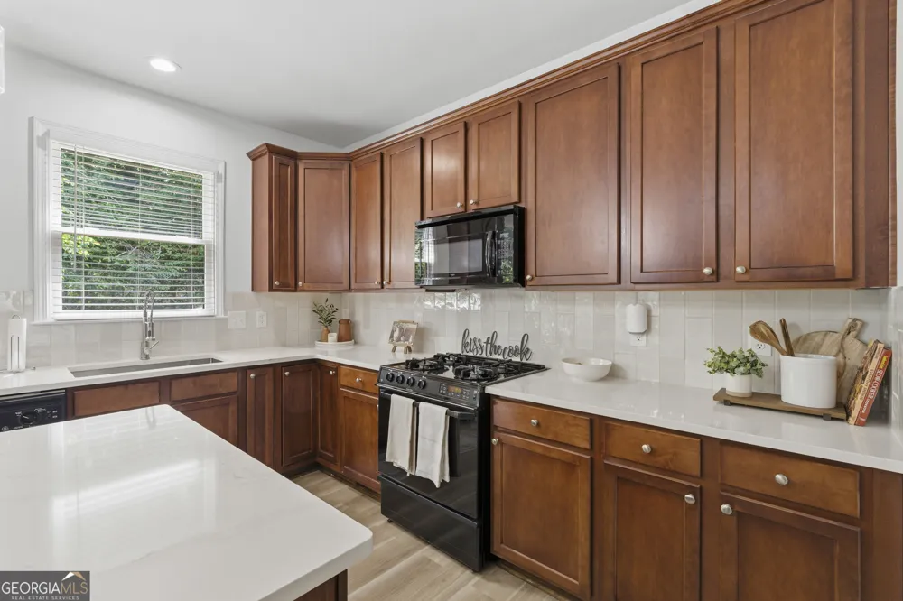 2753 Blue Moon DR Buford, GA 30519