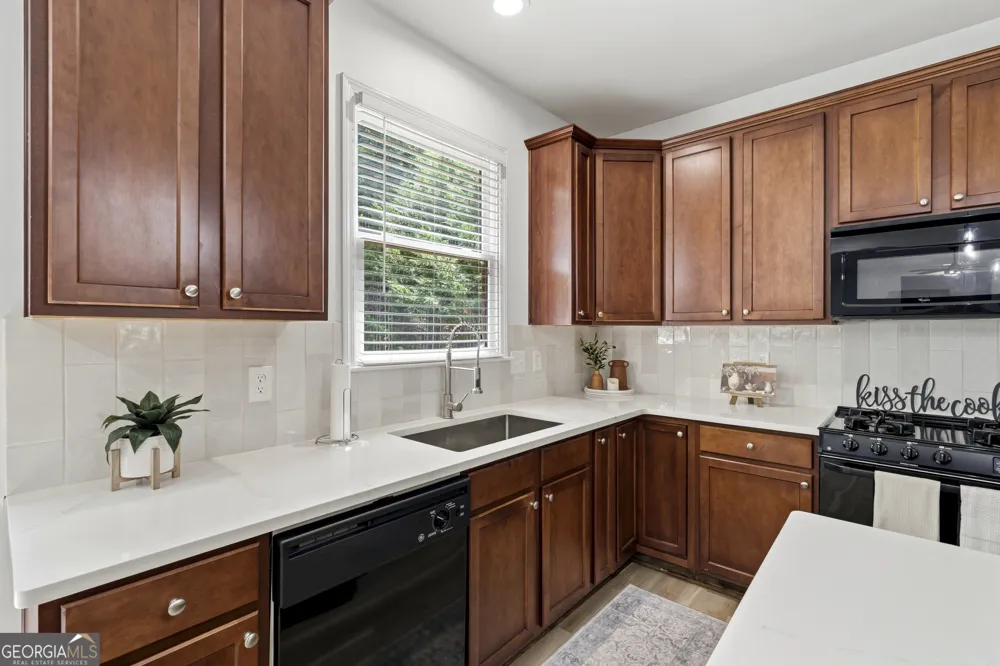 2753 Blue Moon DR Buford, GA 30519