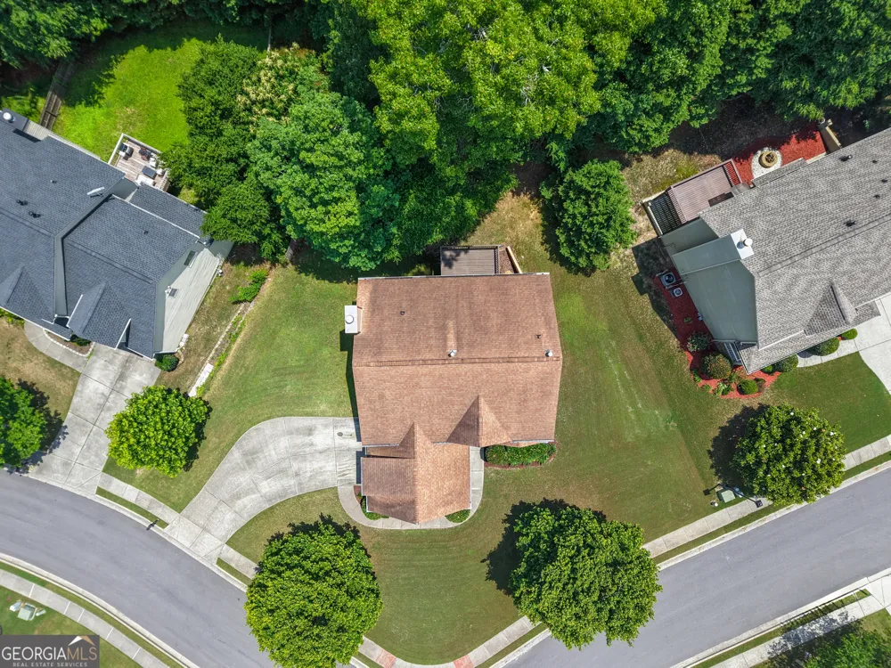 2753 Blue Moon DR Buford, GA 30519