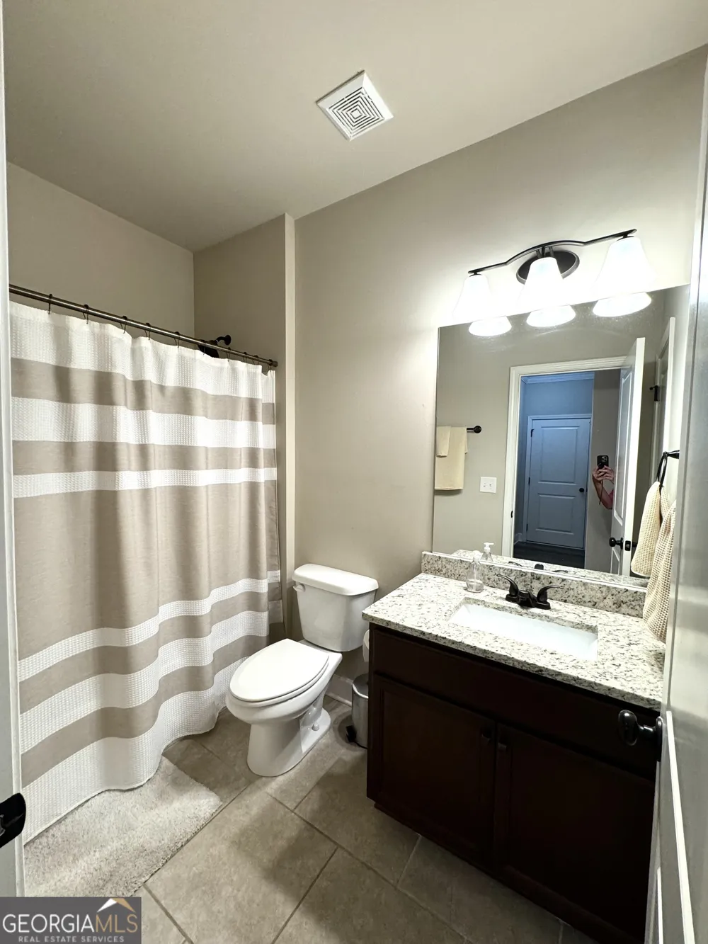 5848 Ridgedale CT Gainesville, GA 30506