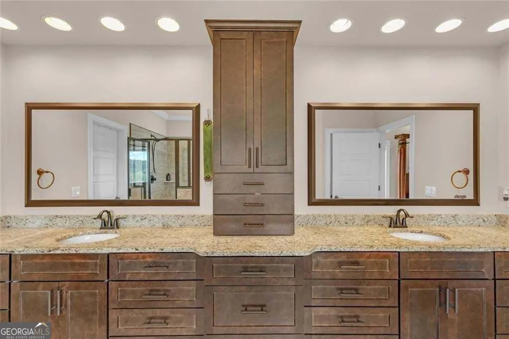 878 Heritage Lake Way Grayson, GA 30017