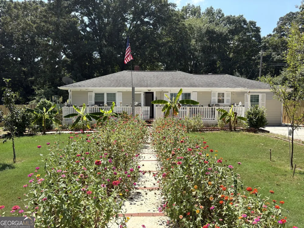 309 Glen Iris DR Monroe, GA 30655