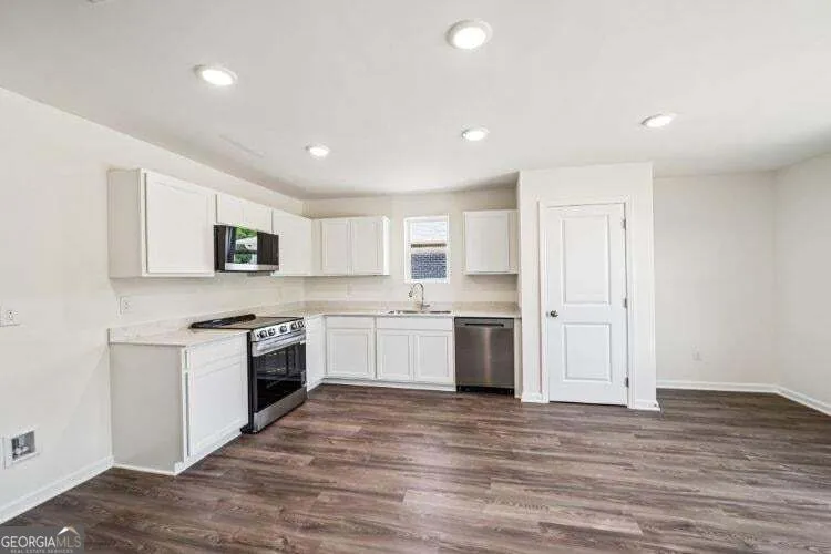 63 Rainbow LN Hartwell, GA 30643