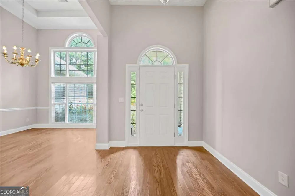 59 Rocky CIR NE White, GA 30184