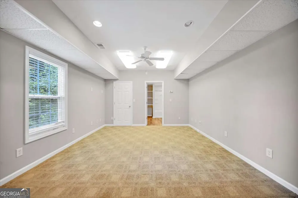 59 Rocky CIR NE White, GA 30184