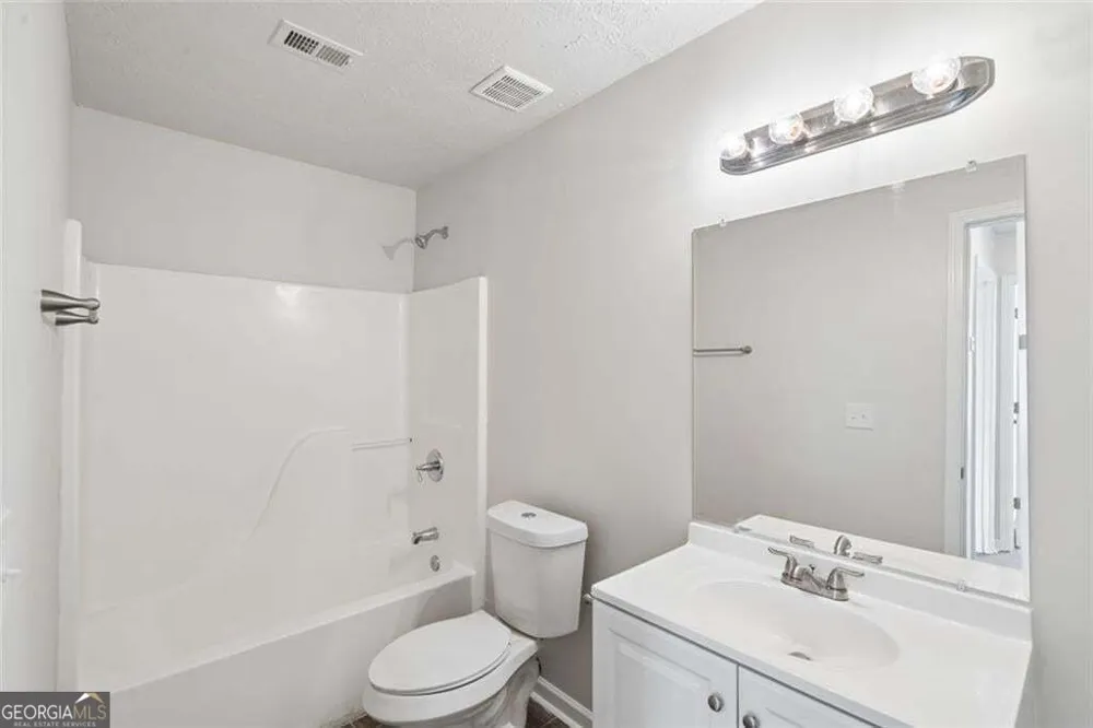 4879 Lake Park LN Acworth, GA 30101