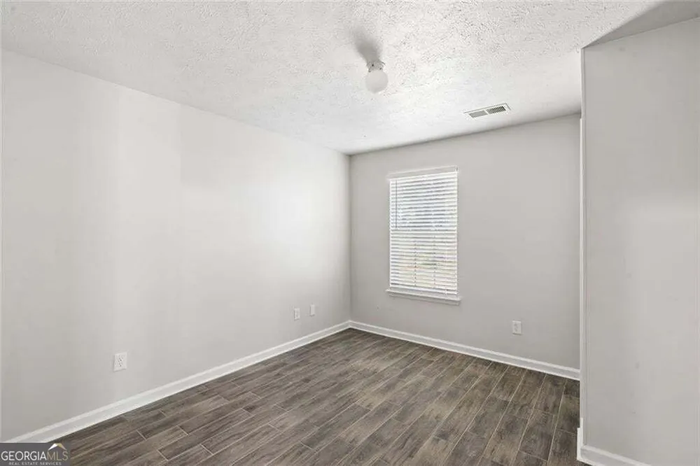 4879 Lake Park LN Acworth, GA 30101