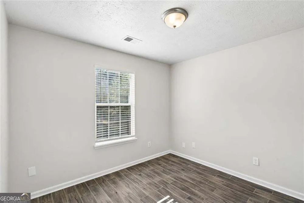 4879 Lake Park LN Acworth, GA 30101