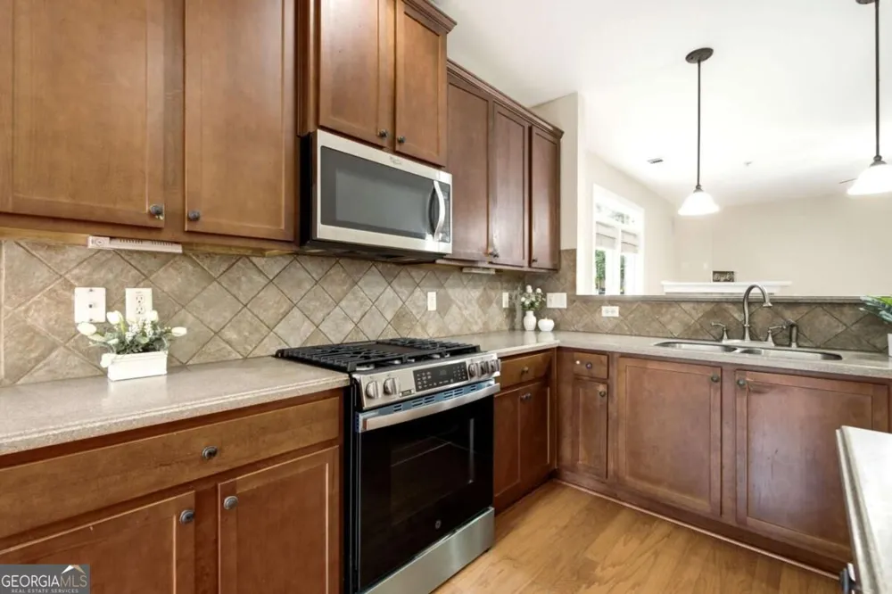 2196 Kingswood DR Morrow, GA 30260
