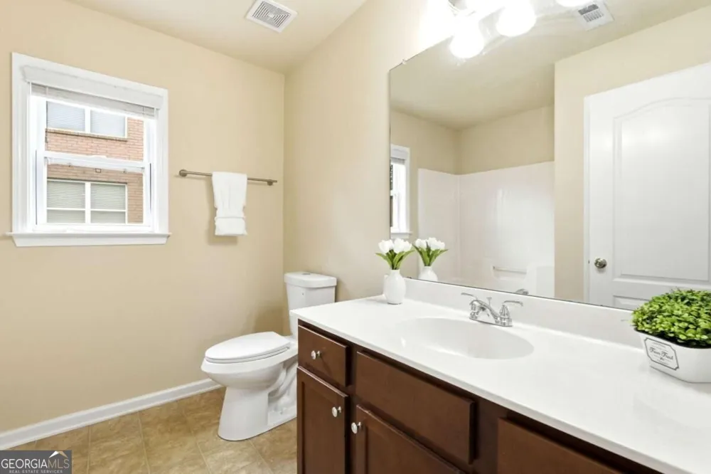 2196 Kingswood DR Morrow, GA 30260
