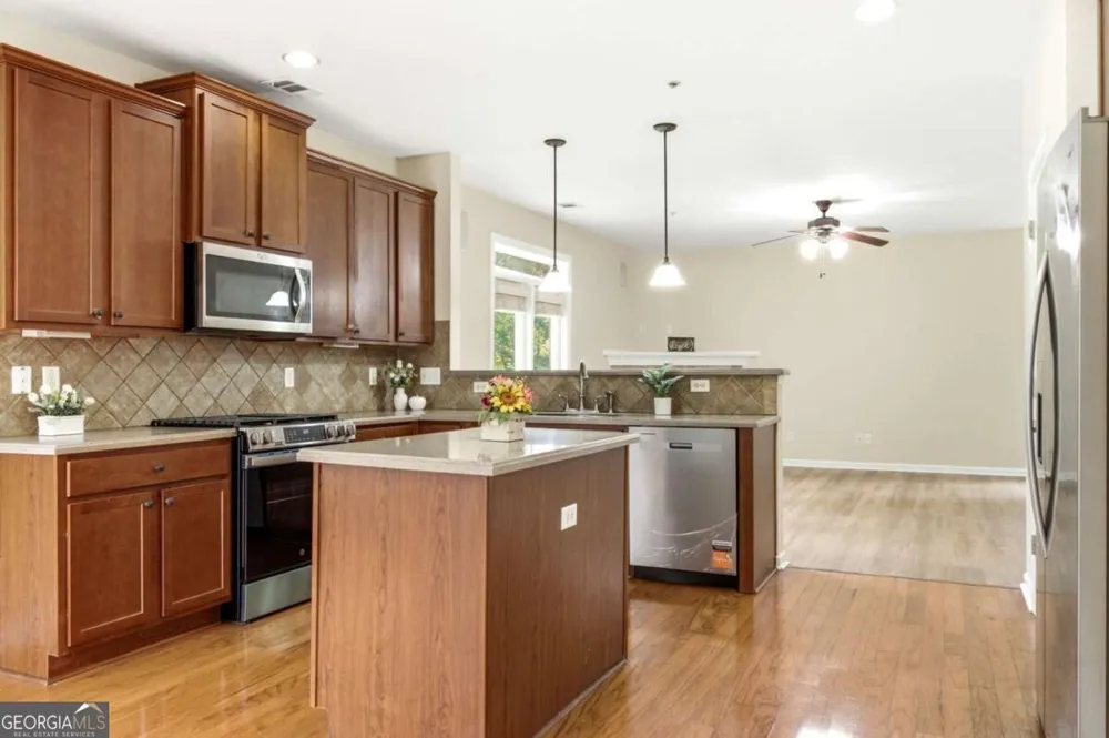 2196 Kingswood DR Morrow, GA 30260