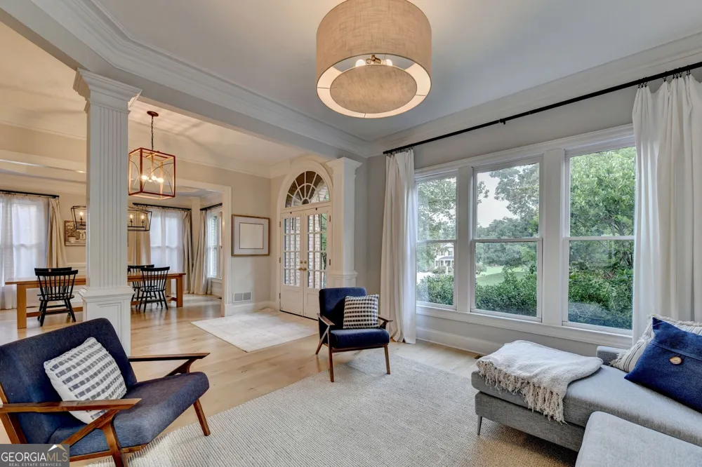 1071 Moores Walk LN Suwanee, GA 30024