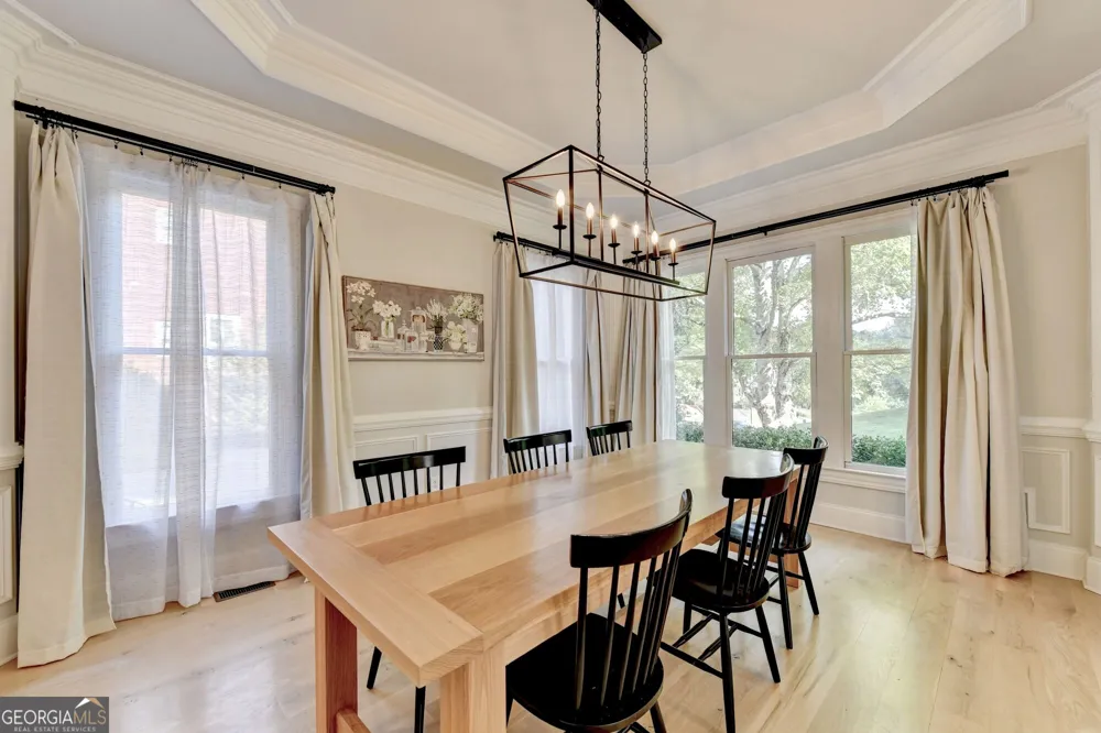 1071 Moores Walk LN Suwanee, GA 30024