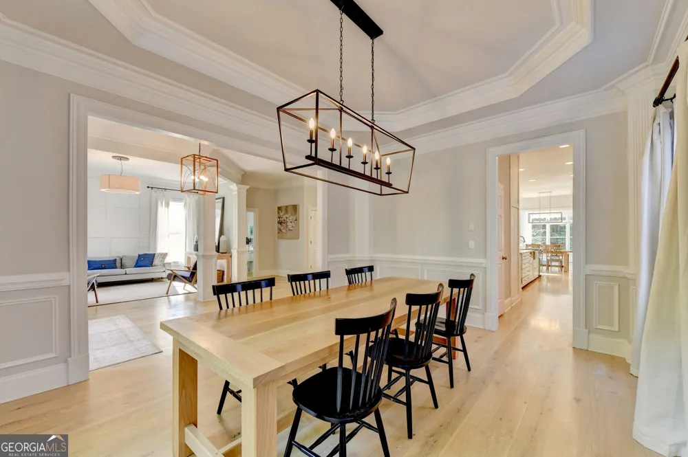 1071 Moores Walk LN Suwanee, GA 30024