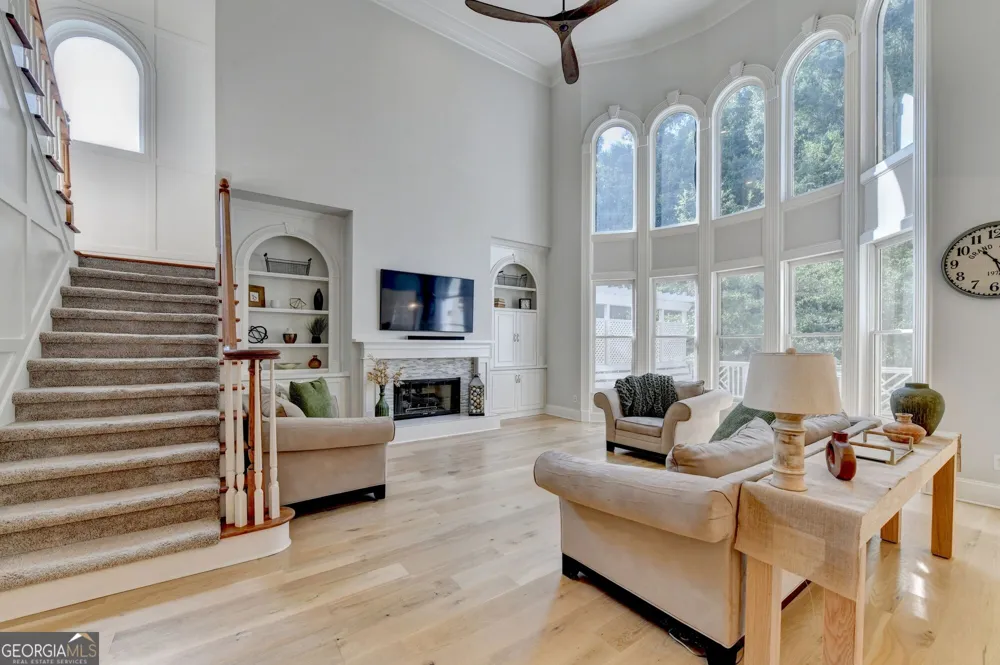 1071 Moores Walk LN Suwanee, GA 30024