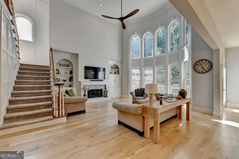 1071 Moores Walk LN Suwanee, GA 30024