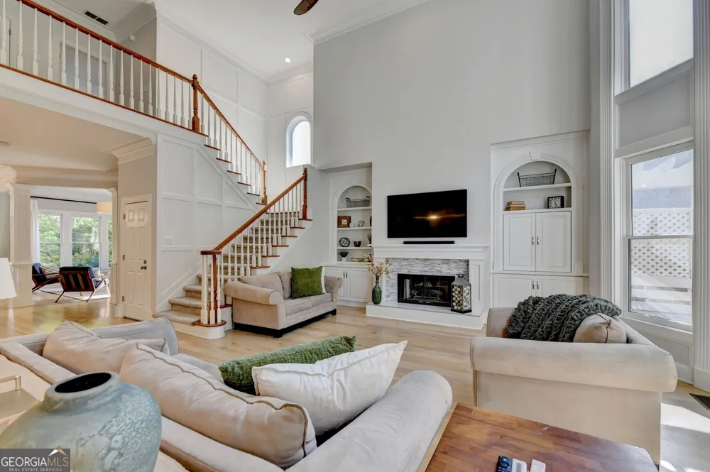 1071 Moores Walk LN Suwanee, GA 30024