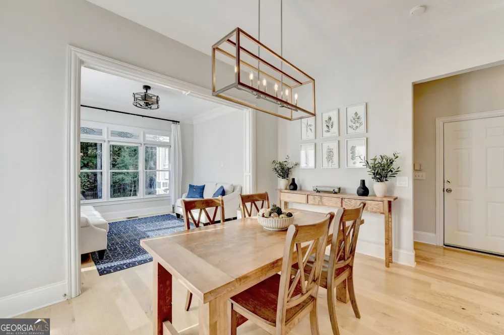 1071 Moores Walk LN Suwanee, GA 30024