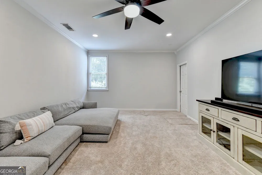 1071 Moores Walk LN Suwanee, GA 30024