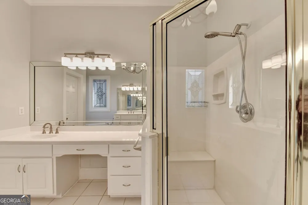1071 Moores Walk LN Suwanee, GA 30024