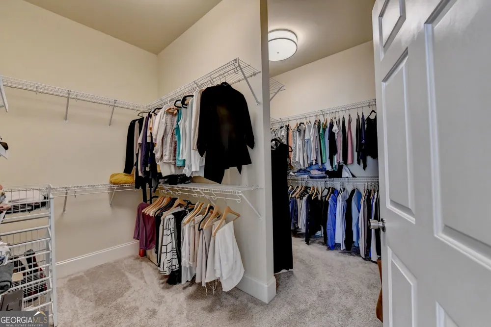 1071 Moores Walk LN Suwanee, GA 30024