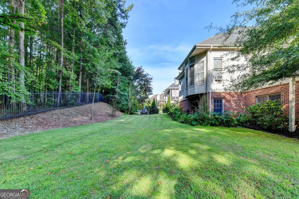 1071 Moores Walk LN Suwanee, GA 30024