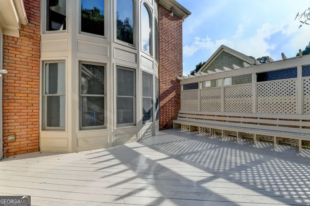 1071 Moores Walk LN Suwanee, GA 30024