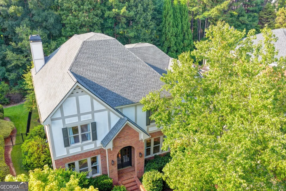 1071 Moores Walk LN Suwanee, GA 30024