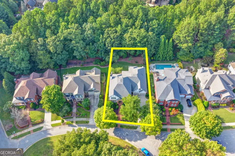 1071 Moores Walk LN Suwanee, GA 30024